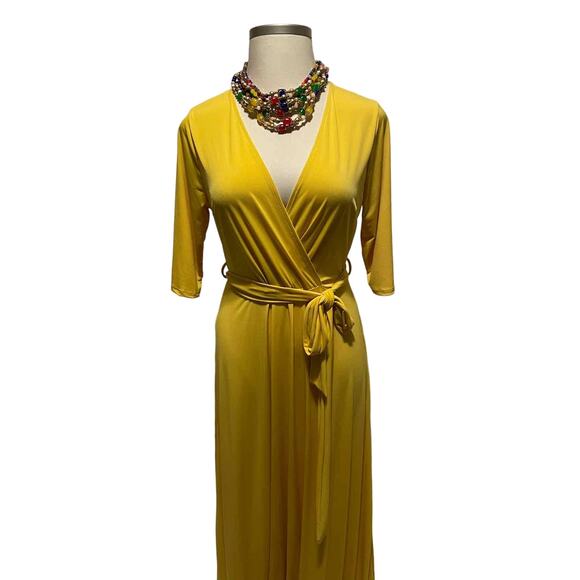Janette Plus Size 1X Yellow Jersey Maxi Dress - Picture 1 of 7